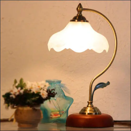 Bedside Lamp Light Warm And Romantic Touch Sensor -