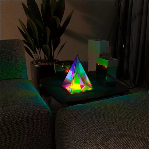 4D Geometic Pattern Table Lamp - Pyramid 15x15x20cm -
