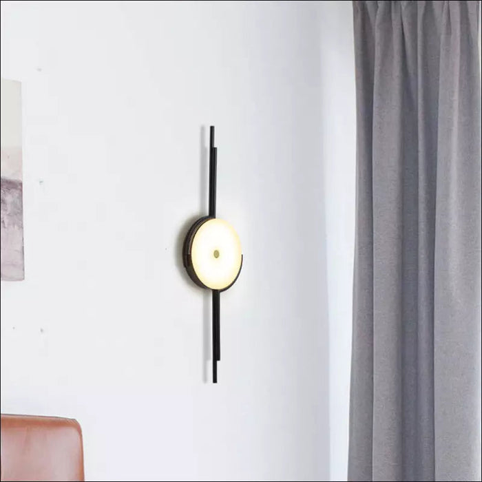 Modern Minimalist Led Strip Wall Lamp - Decorative Piece