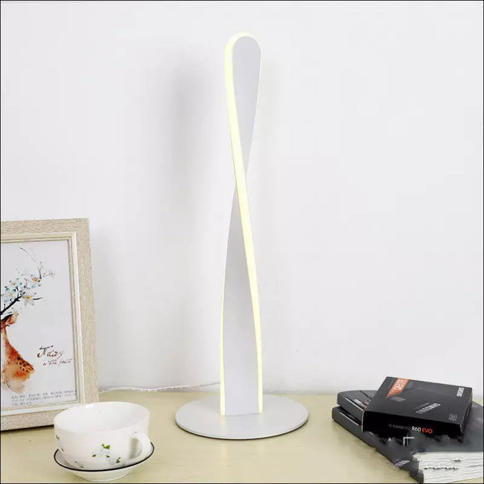 Nordic Modern Led Spiral Table Lamp - White / Remote control